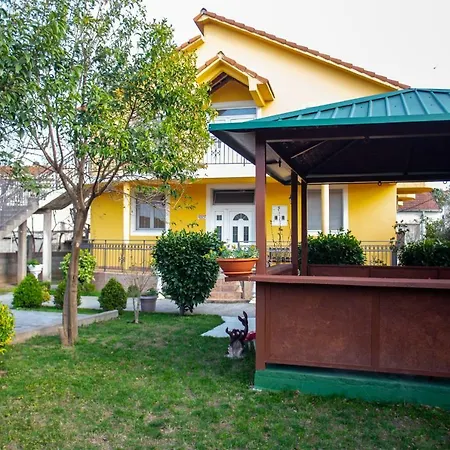 Sofranac Gasthuis Podgorica